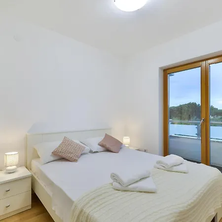 Vikendica Lovely In With Wifi Zaton (Zadar)